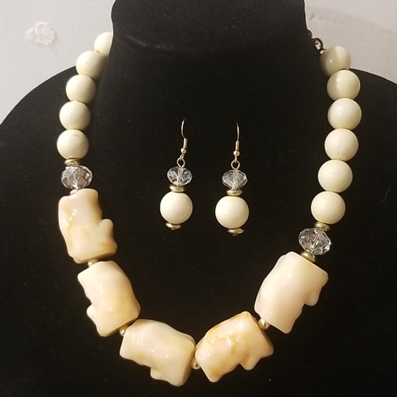 BOHO Faux Alabaster Chunky Matching Set - Picture 1 of 6